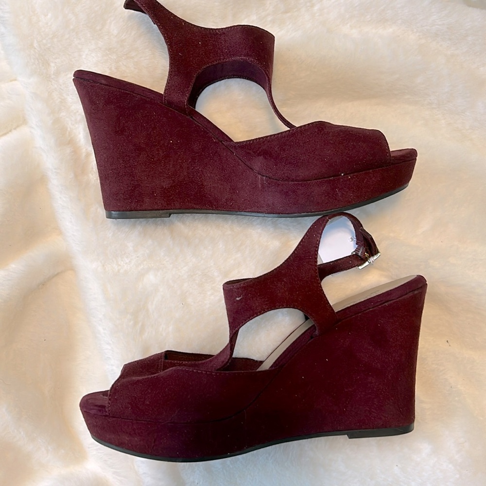 BRASH Burgundy Suede Wedges. US Size 10.